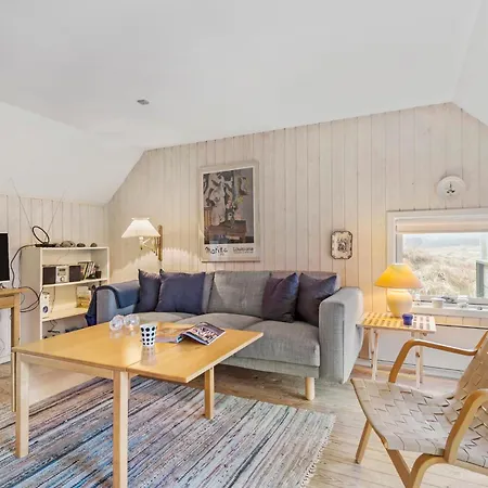 بيت للعطل In With Wifi